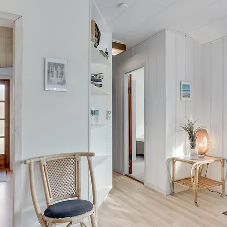 Herly - 50m From The Sea By Interhome Hals