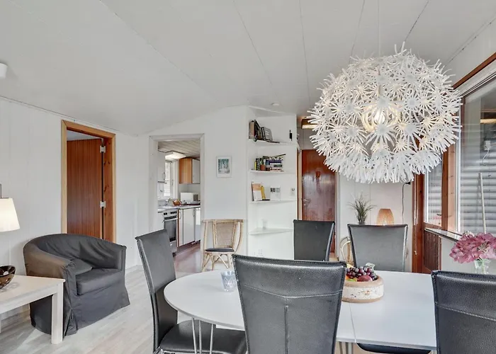 Herly - 50m From The Sea By Interhome Hals