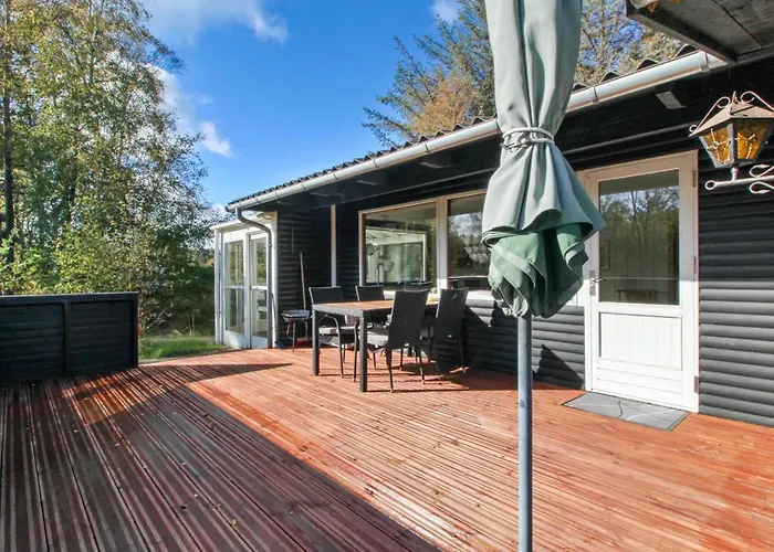 Herly - 50m From The Sea By Interhome Hals